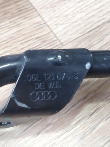 Трубопроводы и шланги системы охлаждения 06L121075S VAG