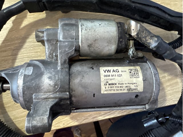 Стартер 06M911021 VAG