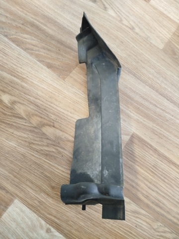 Уплотнитель капота 4M0821169B VAG