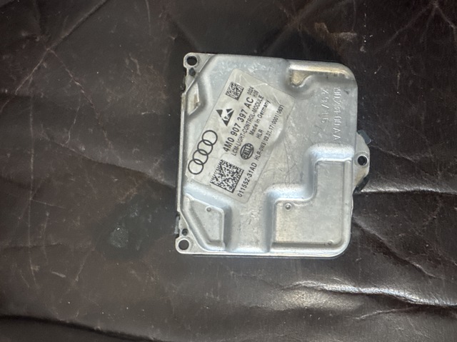 Блок упавления автосветом 4M0907397AC VAG