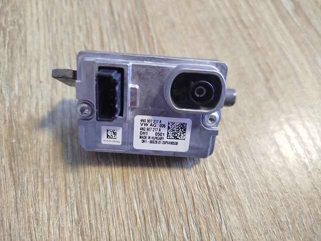 Камера заднего вида 4N0907217A VAG