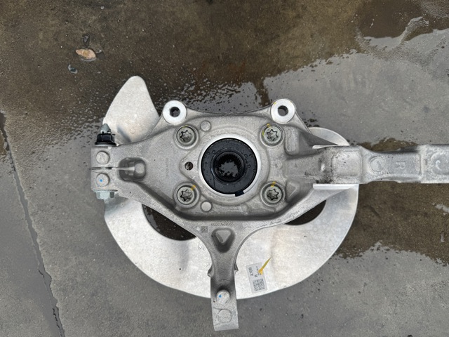 HYUNDAI 51711GI100 Цапфа передняя правая в наличии Львов