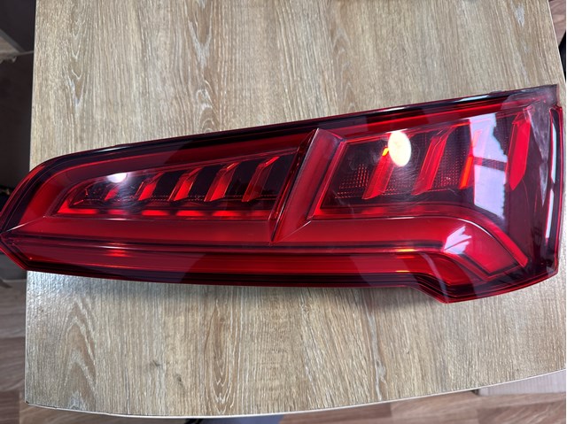 Фонари задние 80A945094 VAG