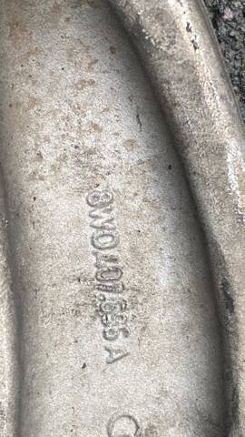 8W0407696A Нижний рычаг купить Полтава