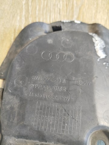 VAG 8W0805583A Лючок подкрылка переднего левого в наличии Харьков