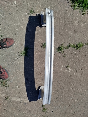 Шина бампера заднего 8W0807309H VAG