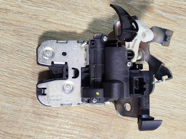 8W082750301S купить Украина