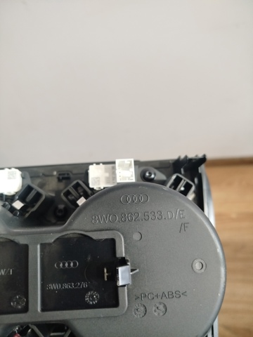VAG 8W0862533D Подстаканник подлокотника центральной консоли в наличии Ирпень