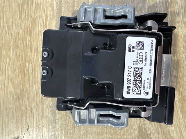 Камера системы обеспечения видимости 8W0907217C VAG