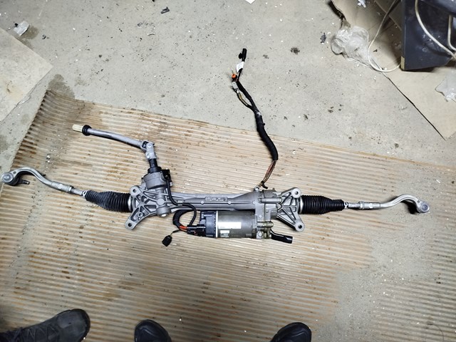 Реечный рулевой механизм 8W1423055AE VAG