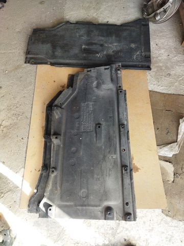 Защита днища, правая 8W6825208B VAG
