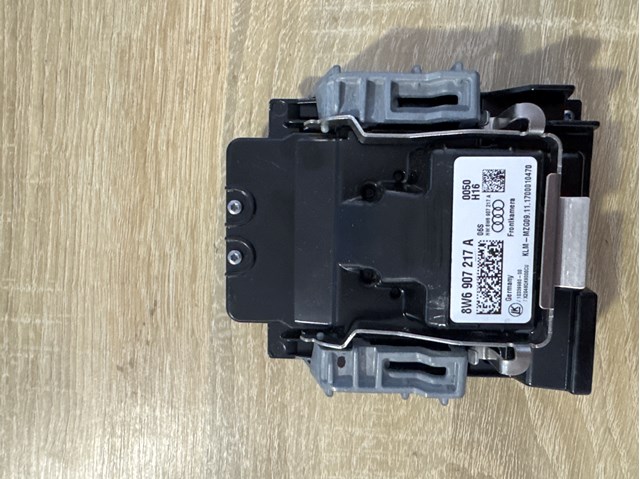 Камера заднего вида 8W6907217A VAG