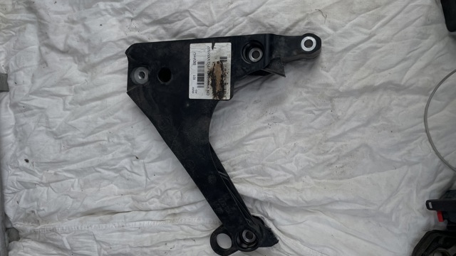 BMW 22116878935 в наличии Кривой Рог