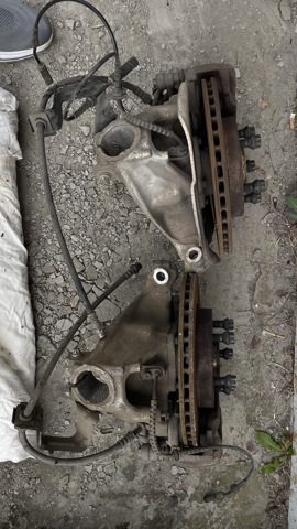 BMW 34116860270 Суппорт тормозной передний правый в наличии Ирпень