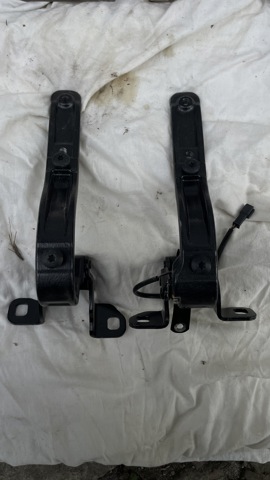 Петля багажника 51247296774 BMW