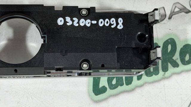 LAND ROVER AH2218C858BF в наличии Хмельницкий