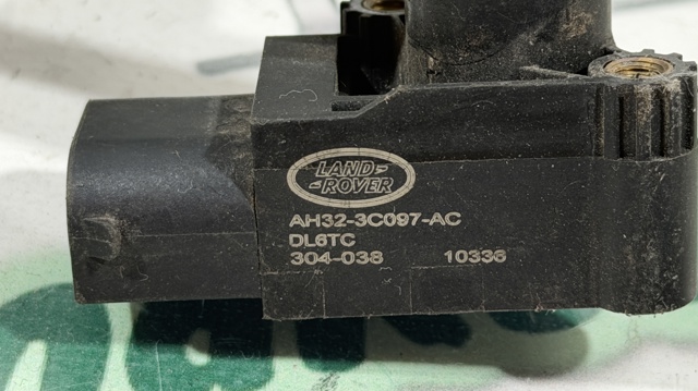 AH323C097AC LAND ROVER Датчик положения кузова купить в Павлоград