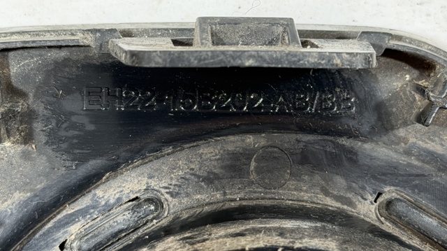 Ободок (окантовка) фары противотуманной левой EH2215B202AB LAND ROVER