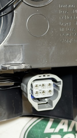 Задняя левая фара LR015290 LAND ROVER