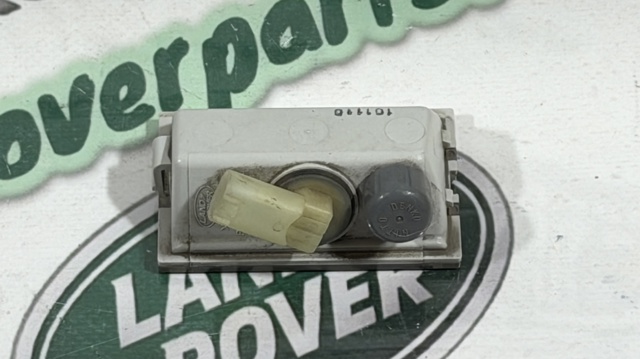 Фонарь подсветки заднего номера XFC500040 LAND ROVER
