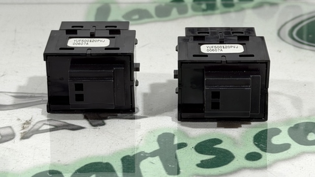 Кнопка включения обогрева сиденья YUF500120PVJ LAND ROVER
