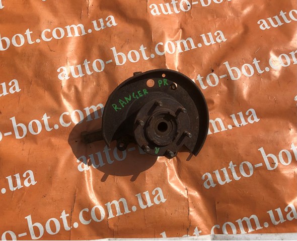 1456021 FORD Цапфа (поворотный кулак) передний правый купить в Ровно