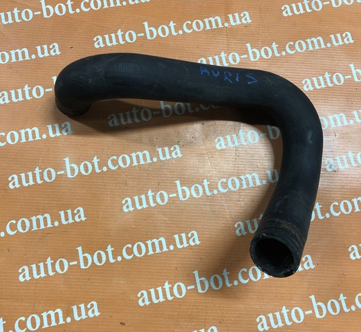 TOYOTA 1657222130 Патрубок радиатора в наличии Ужгород