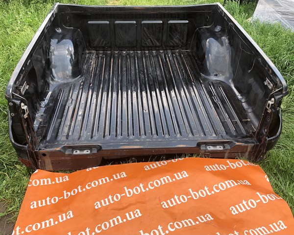 MITSUBISHI 5251A612 Днище кузова в наличии Ужгород