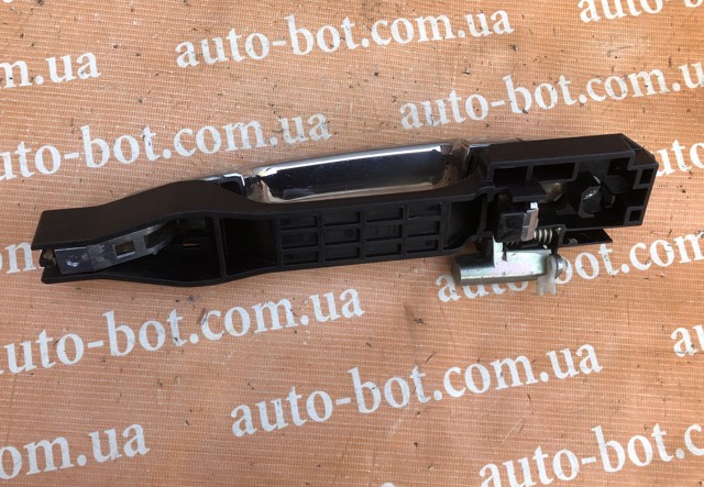MITSUBISHI 5716A035 Держатель наружной ручки двери задней левой в наличии Полтава