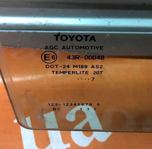 TOYOTA 6810302210 Стекло двери задней правой в наличии Харьков