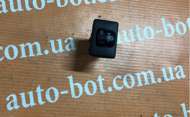 8415202040 Кнопка (регулятор) корректора фар купить Павлоград