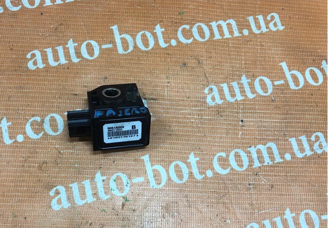 8651A069 MITSUBISHI Датчик удара купить в Житомир