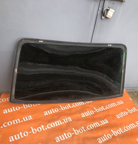 HYUNDAI 871102F070 Стекло заднее в наличии Ужгород