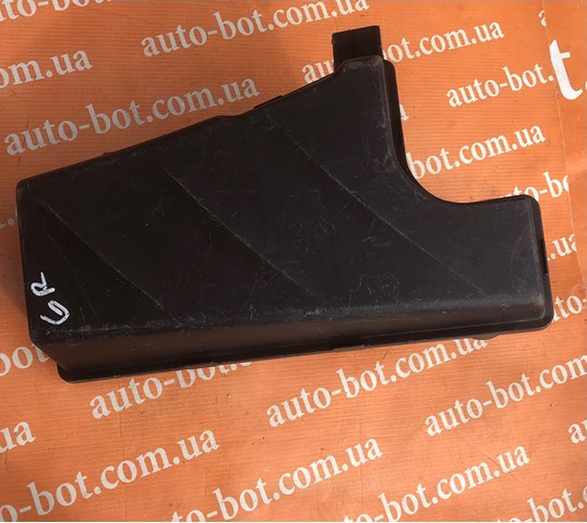 MITSUBISHI MN135384 Резонатор воздушного фильтра в наличии Ужгород