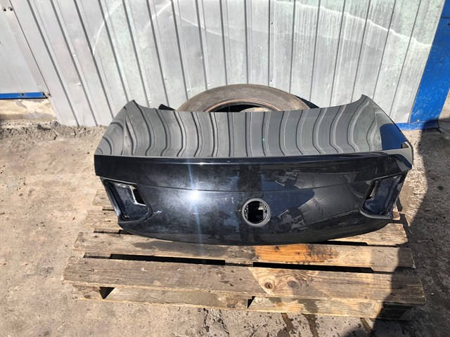 Крышка багажника A2057501675 MERCEDES