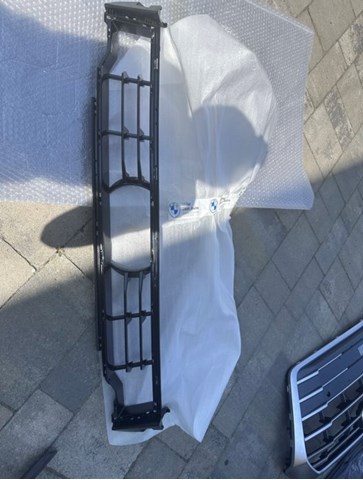 51115A3BF88 BMW Решетка бампера купить в Каменское