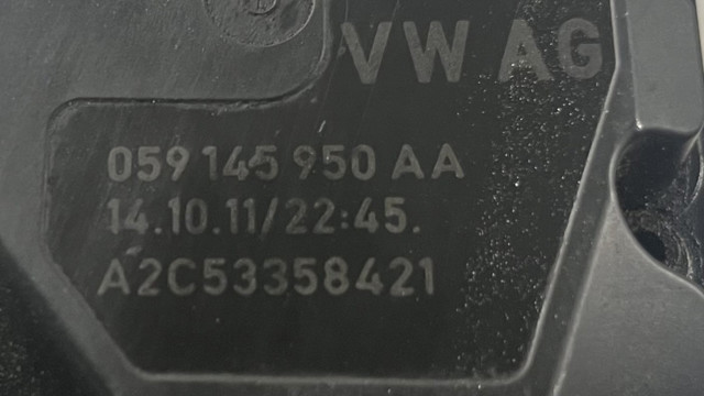 VAG 059145950AA Дроссельная заслонка в сборе в наличии Павлоград