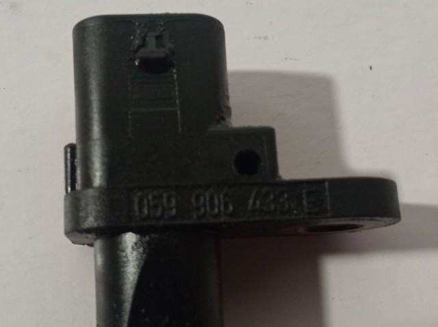VAG 059906433E Датчик коленвала в наличии Харьков