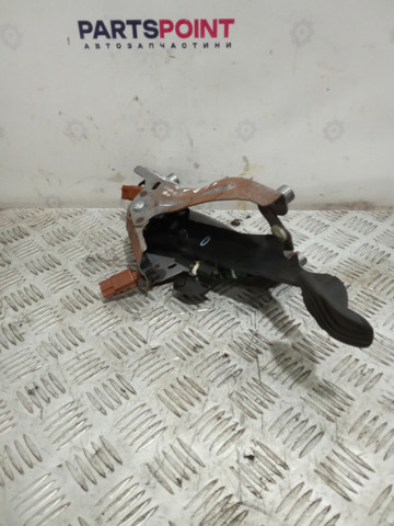 Педали газа 180024BG0B NISSAN