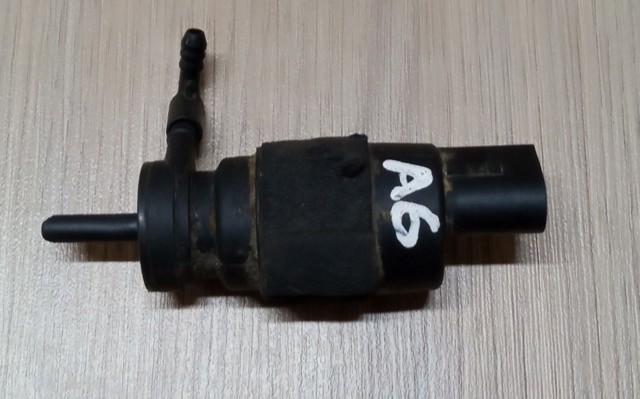 Насос омывателя Шкода Фабия II