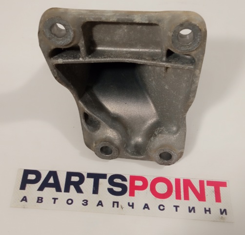 22116784824 BMW Кронштейн подушки (опоры) двигателя правой купить в Днепр