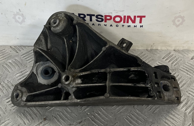 22116859785 BMW Кронштейн подушки (опоры) двигателя левой купить в Львов