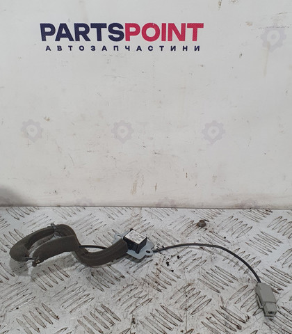 Антенна GSP 25975EA100 NISSAN