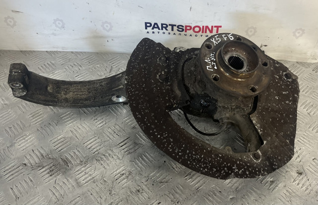Цапфа поворотного кулака 31216773783 BMW
