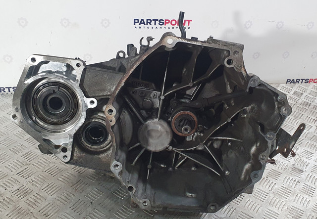 Механическая коробка переключения передач 321004BR1A NISSAN