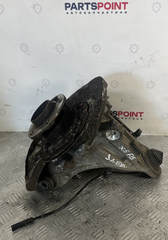 Кулак поворотный левый 33326879101 BMW