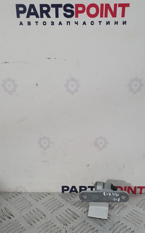 Дверной шарнир водительской вери 41517259593 BMW