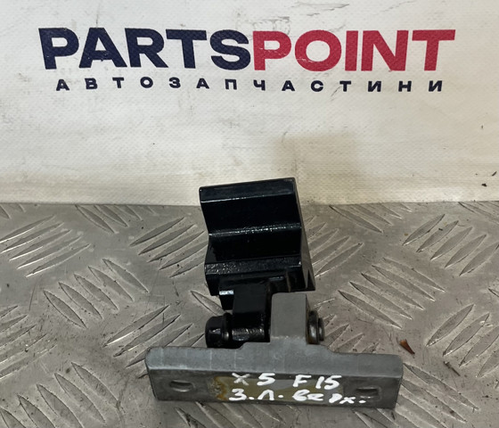 Дверной шарнир задний левый 41527200243 BMW