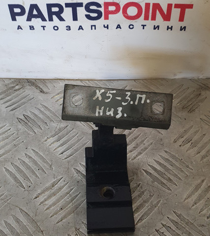 41527201302 BMW Петля двери задней правой купить в Ирпень