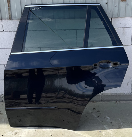 Задняя левая дверь 41527261481 BMW